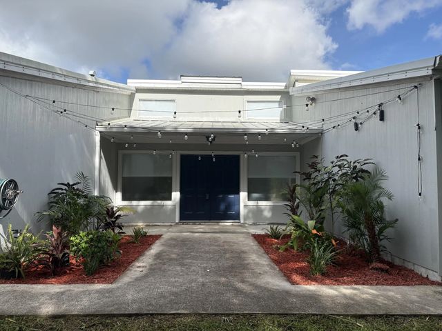 3 of 25 - 2550 Corey Avenue, Melbourne, FL