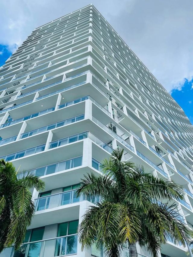 2 of 43 - 2000 Metropica Way #2607, Sunrise, FL