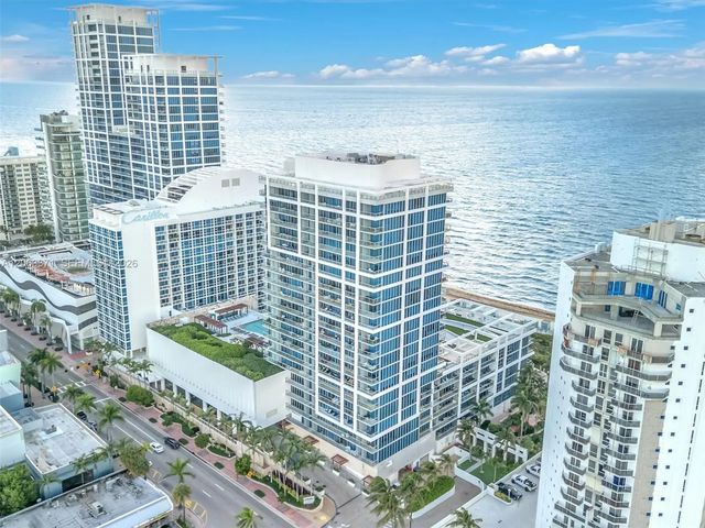 2 of 45 - 6799 Collins Avenue #512, Miami Beach, FL