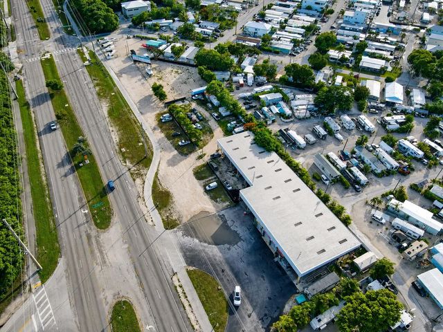 3 of 10 - 101500 Overseas Highway, Key Largo, FL