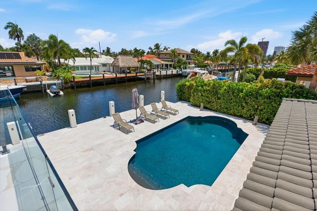 4 of 35 - 2447 Se 10th Street, Pompano Beach, FL
