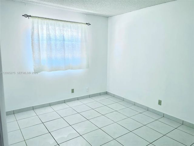 5 of 35 - 2145 Pierce Street #421, Hollywood, FL