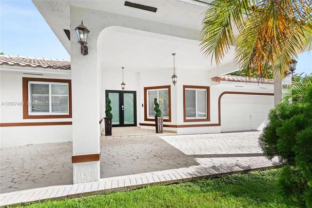 5 of 39 - 9840 Nw 28th Terrace, Doral, FL