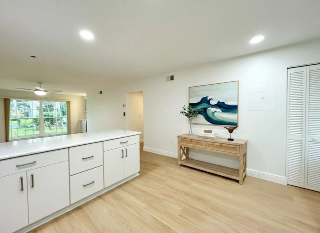 4 of 27 - 900 Jasmine Lane, Vero Beach, FL