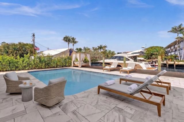 4 of 44 - 600 N Victoria Terrace, Fort Lauderdale, FL