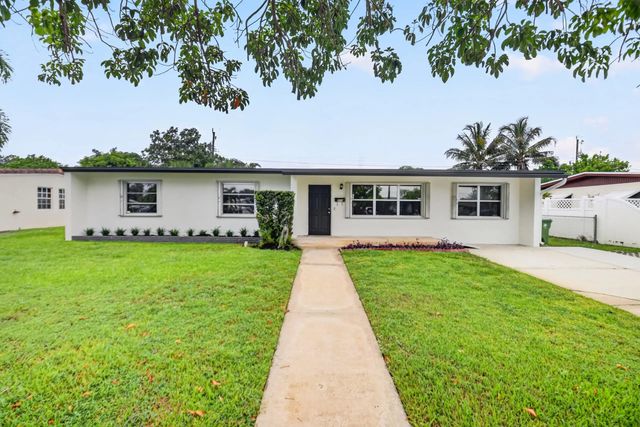 129 Greenbrier Drive, Palm Springs