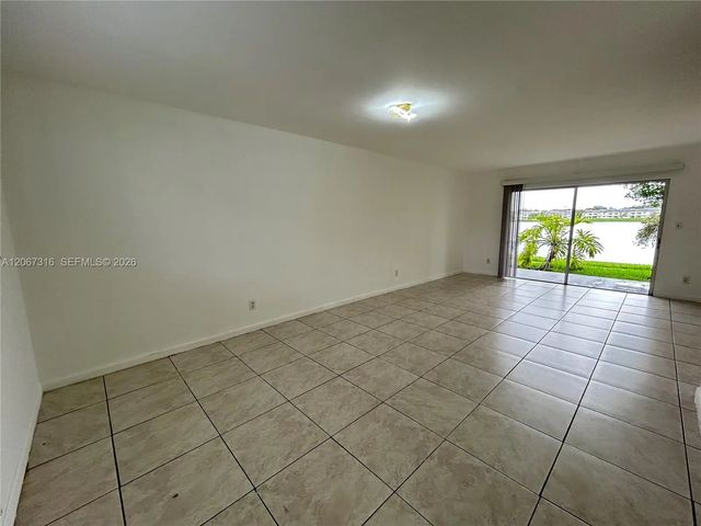 4 of 44 - 3409 Nw 44th Street #106, Oakland Park, FL