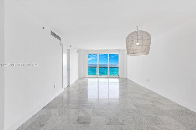 5 of 21 - 6917 Collins Avenue #1009, Miami Beach, FL