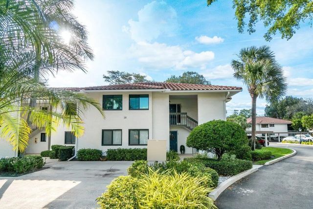2 of 25 - 50 Pelican Pointe Drive #2050, Delray Beach, FL