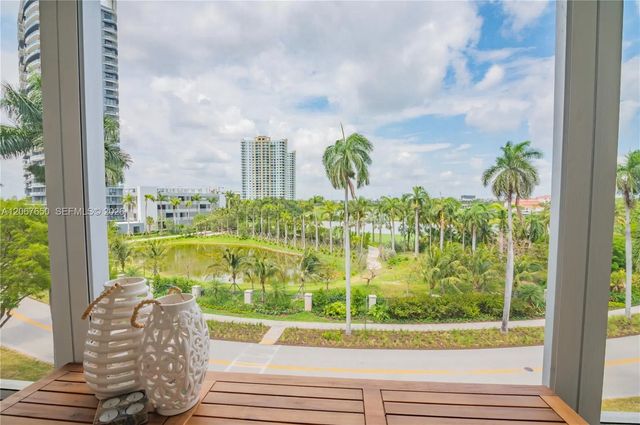 200 Diplomat Parkway #519, Hallandale Beach