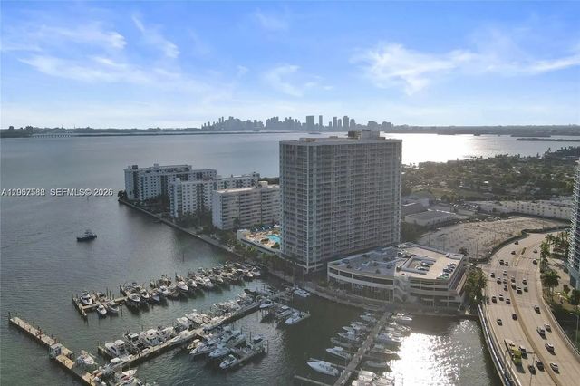 7601 E Treasure Drive #902, North Bay Village