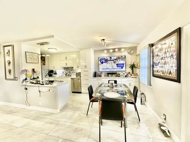 2 of 33 - 3008 Guildford A, Boca Raton, FL