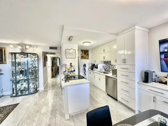 4 of 33 - 3008 Guildford A, Boca Raton, FL