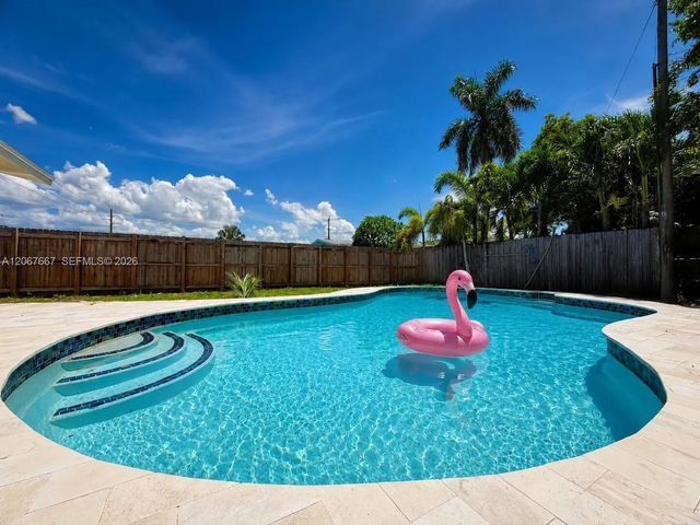 2 of 33 - 3431 Ne 8th Avenue, Oakland Park, FL