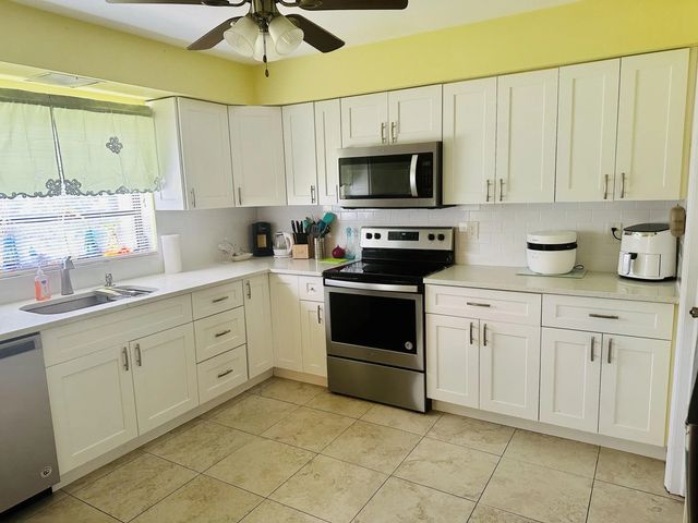 4 of 10 - 4964 Eaglewood Road #a, Boynton Beach, FL