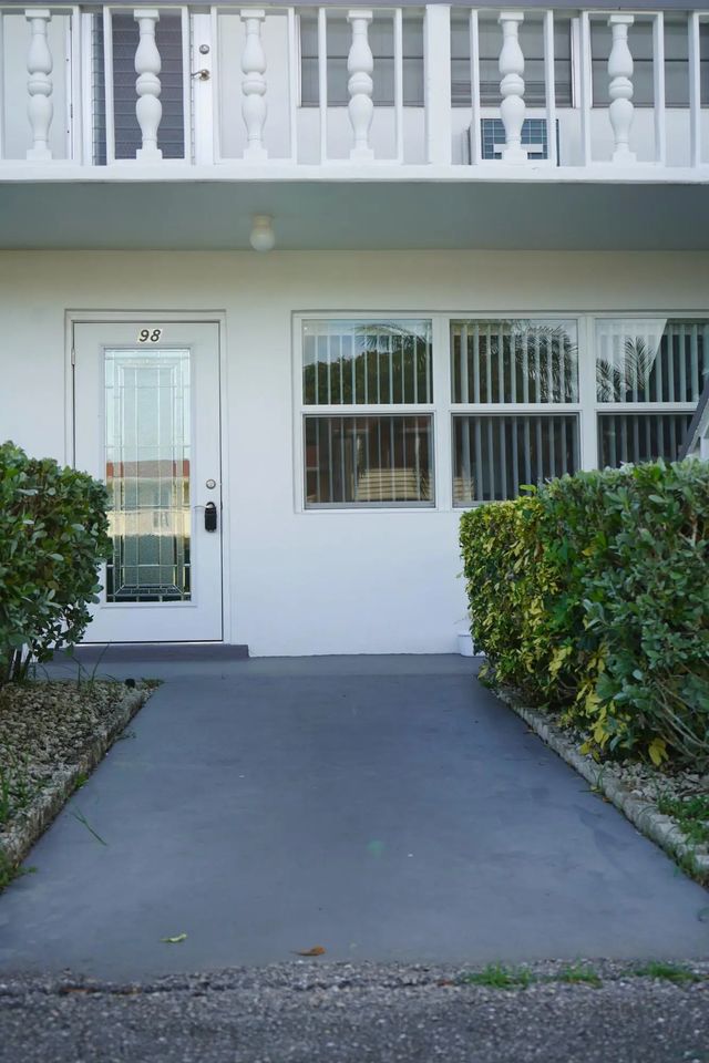 97 Berkshire E, West Palm Beach