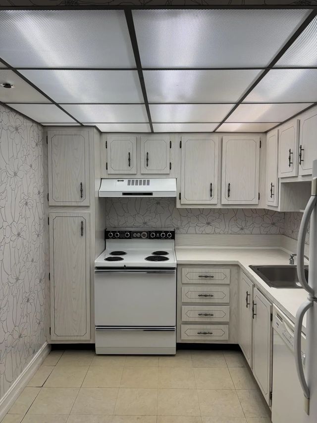 2 of 10 - 1200 Saint Charles Pl  Place #414, Pembroke Pines, FL