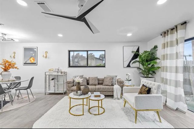 4 of 30 - 4225 N Highway A1a #17, Fort Pierce, FL