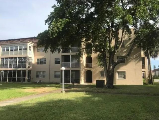 2700 Riverside Drive #108-b, Coral Springs