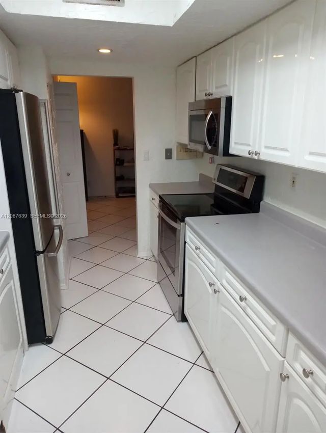 4 of 10 - 2700 Riverside Drive #108-b, Coral Springs, FL