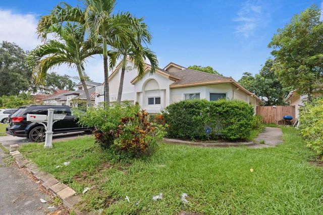 3 of 35 - 312 Bishop Road, North Lauderdale, FL