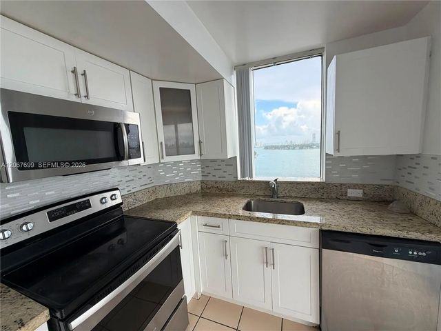 3 of 21 - 7601 E Treasure Drive #2220, North Bay Village, FL