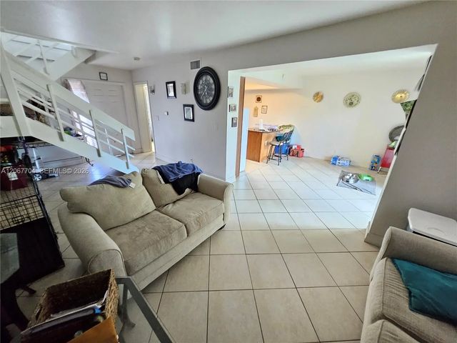 4 of 27 - 517 Sw 1st Court, Boynton Beach, FL
