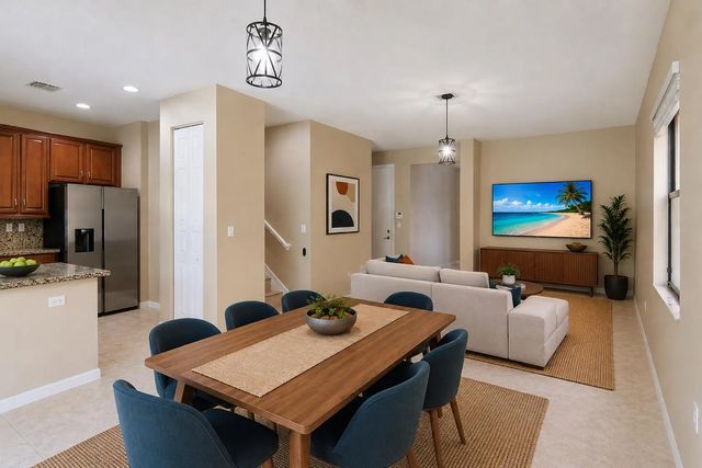 634 Ne 193rd Terrace, Miami
