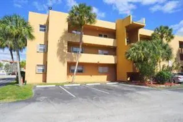 1891 Sw 81st Avenue #211, North Lauderdale