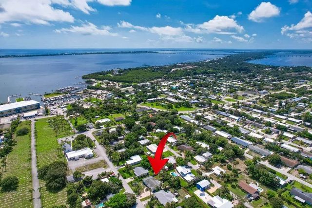 2288 Ne Patrician Street, Jensen Beach