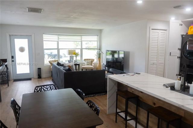 5 of 15 - 7330 Nw 1st Court, Pembroke Pines, FL