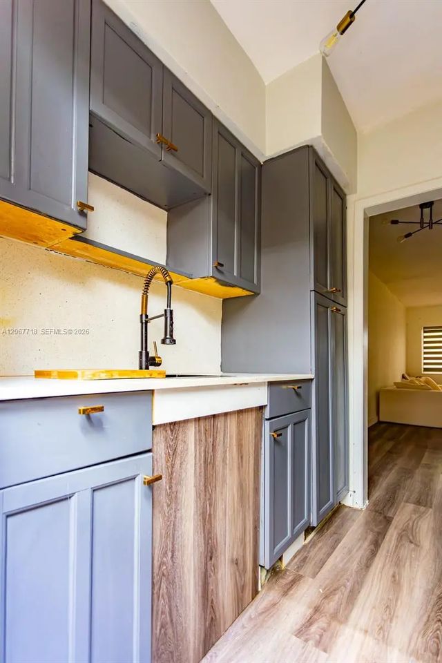 5 of 16 - 7720 Harding Avenue #3, Miami Beach, FL