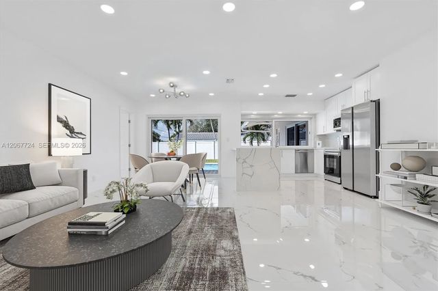 5711 Ne 20th Terrace, Fort Lauderdale