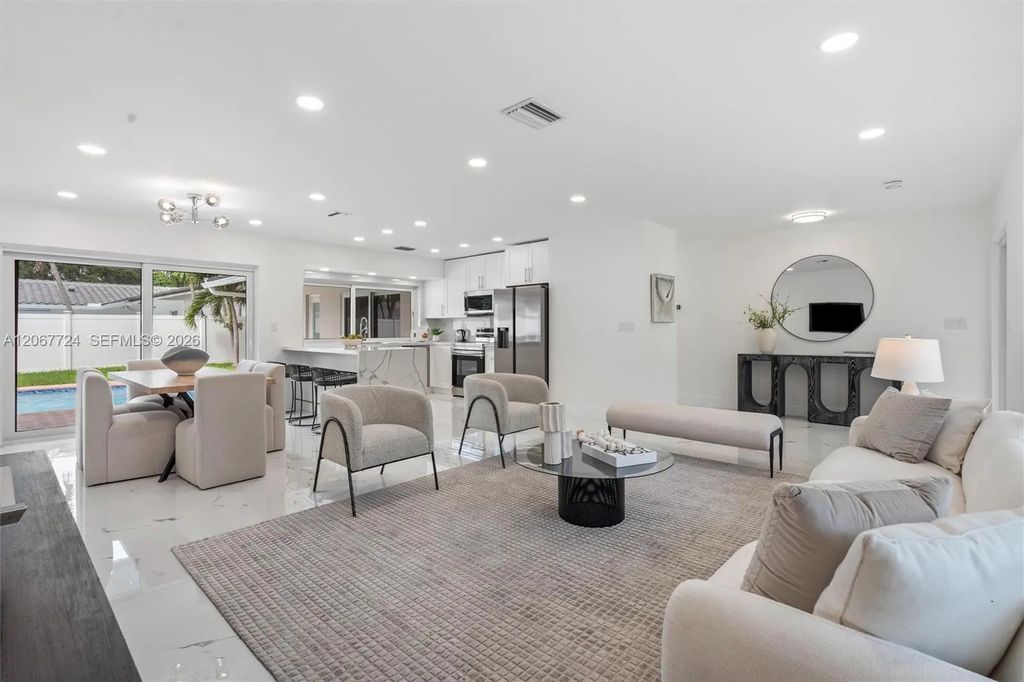 5711 Ne 20th Terrace, Fort Lauderdale