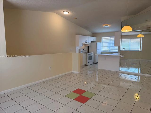 3 of 13 - 8019 Lake Drive #202, Doral, FL