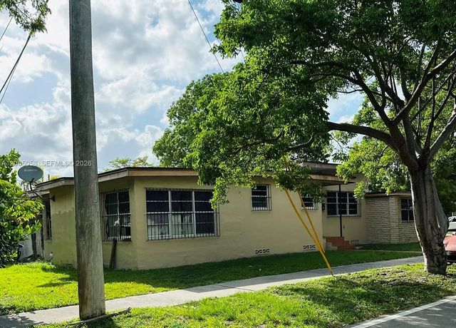 1300 Sw 58th Avenue, West Miami