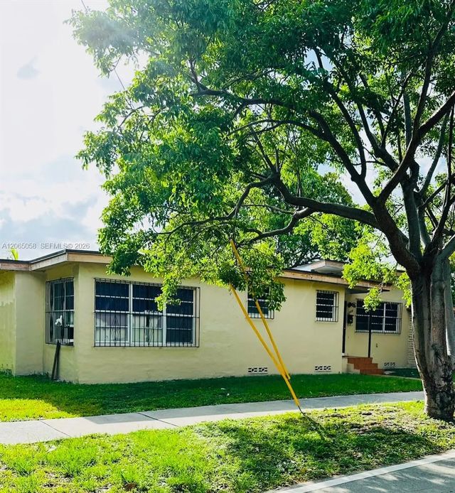2 of 4 - 1300 Sw 58th Avenue, West Miami, FL