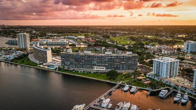 134 Lakeshore Drive #316, North Palm Beach