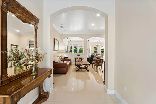 5 of 44 - 14441 Sw 22nd Terrace, Miami, FL