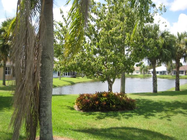 2 of 36 - 550 Nw Portofino Lane, Port St. Lucie, FL
