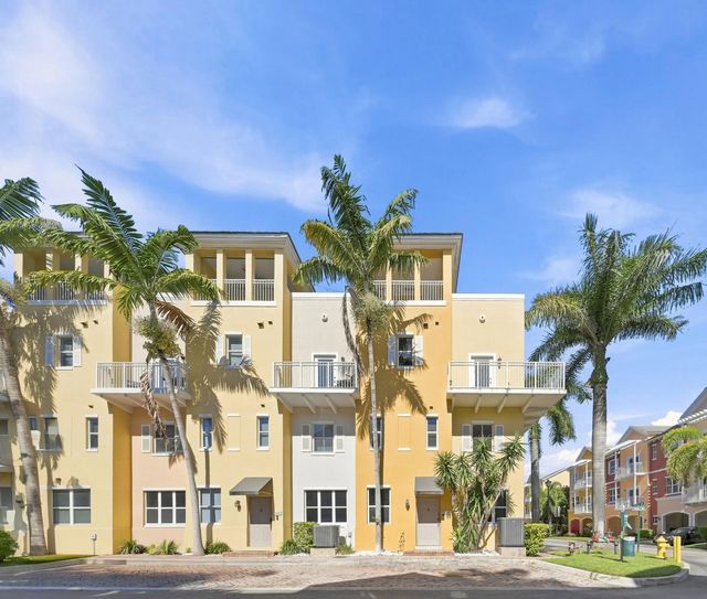 2332 Vintage Drive, Lighthouse Point
