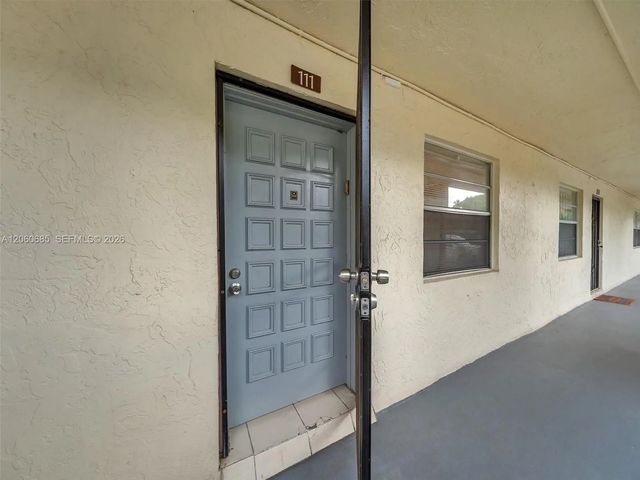 2 of 21 - 3070 Nw 48th Terrace #111, Lauderdale Lakes, FL