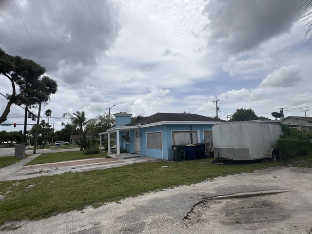 3 of 33 - 1001 Sunrise Boulevard, Fort Pierce, FL