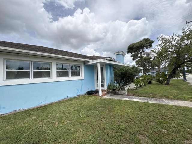 5 of 33 - 1001 Sunrise Boulevard, Fort Pierce, FL
