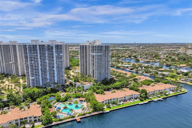 4 of 99 - 21200 Point Place #403, Aventura, FL