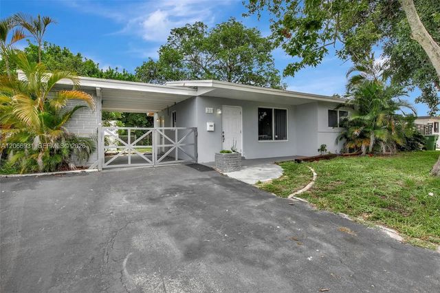 2 of 35 - 311 Sw 68th Terrace, Pembroke Pines, FL