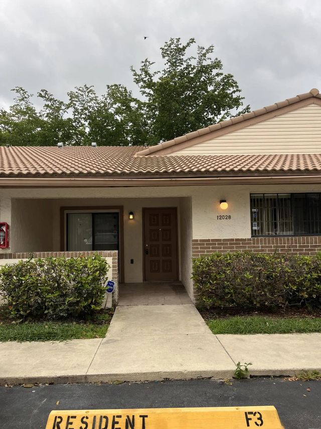 12028 Royal Palm Boulevard #3-f, Coral Springs