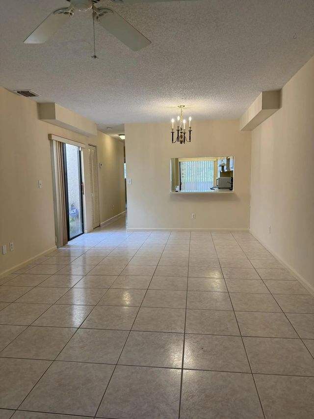 4 of 31 - 12028 Royal Palm Boulevard #3-f, Coral Springs, FL