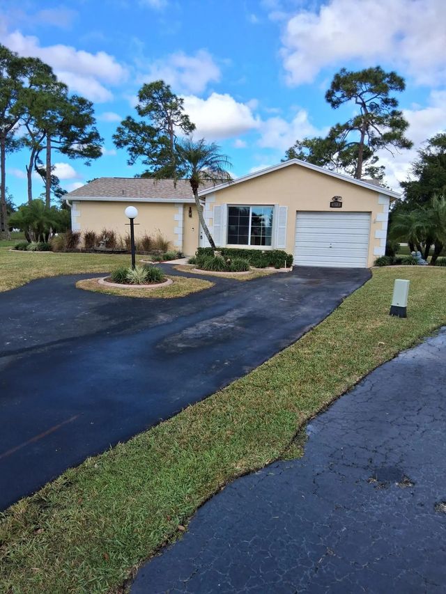4 of 19 - 4703 Rainbow Drive, Greenacres, FL