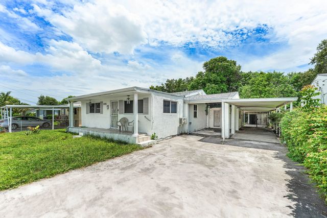 3 of 29 - 2030 Nw 43rd Street, Miami, FL